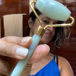 Jade Roller, Rose Quartz Roller and Gua Sha Set